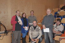 Palkitut kivääriampujat  (vas) Juha-Pekka Saarimaa, Eeva Kyrönlahti, Ilkka Ratamo, Kari Nevala ja Markku Haklin. Kuvasta puuttuu Raimo Novari,  Jarkko Suominen ja Kurt Thune.