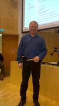 Moninkertainen SM-mitalisti kiväärissä Markku Haklin